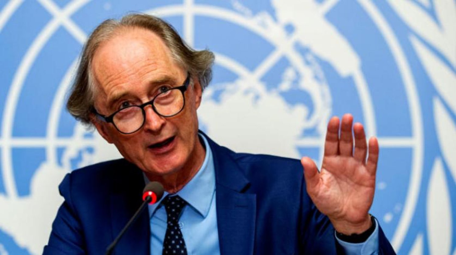 BM Suriye Özel Temsilcisi Pedersen, geçtiğimiz Ağustos ayında Cenevre'de Suriye Anayasa Komitesi toplantılarının açılışını yaparken (AP)