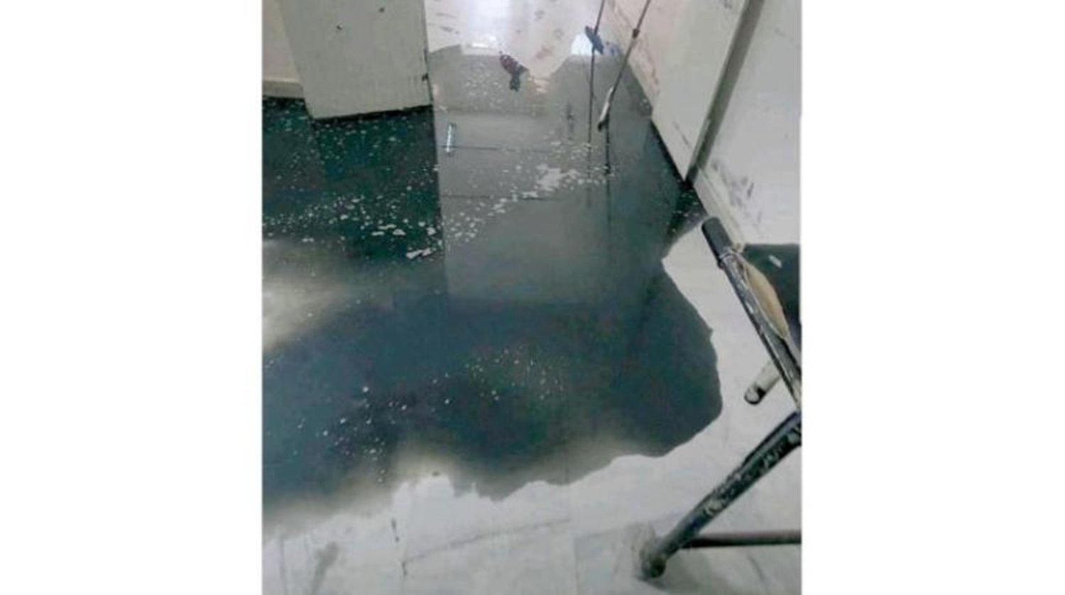 Sana'nın en büyük ikinci hastanesinde yaşanan kanalizasyon akıntısı sorunu (Şarku’l Avsat)