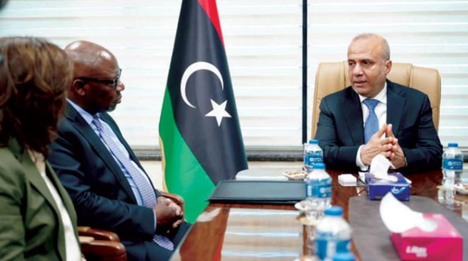 Lafi’nin UNSMIL Başkanvekili ile yaptığı görüşmeden bir görüntü (Libya Başkanlık Konseyi)