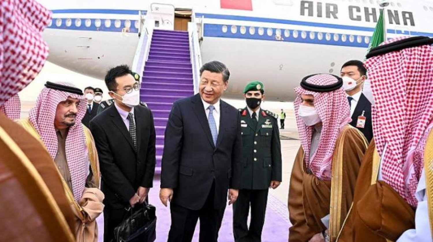 Çin Devlet Başkanı Riyad'a geldi ve Prens Faysal bin Bendar tarafından karşılandı (SPA)
