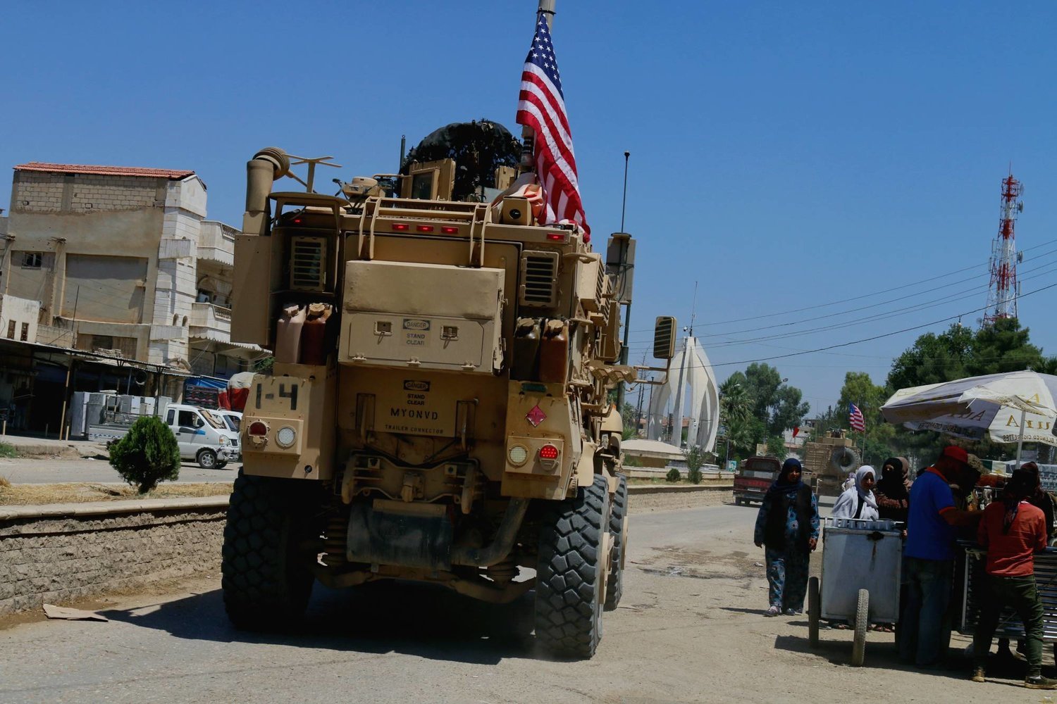 ABD askerleri Suriye’nin kuzeydoğusundaki Haseke şehrinde devriye geziyor (Şarku’l Avsat-Arşiv)