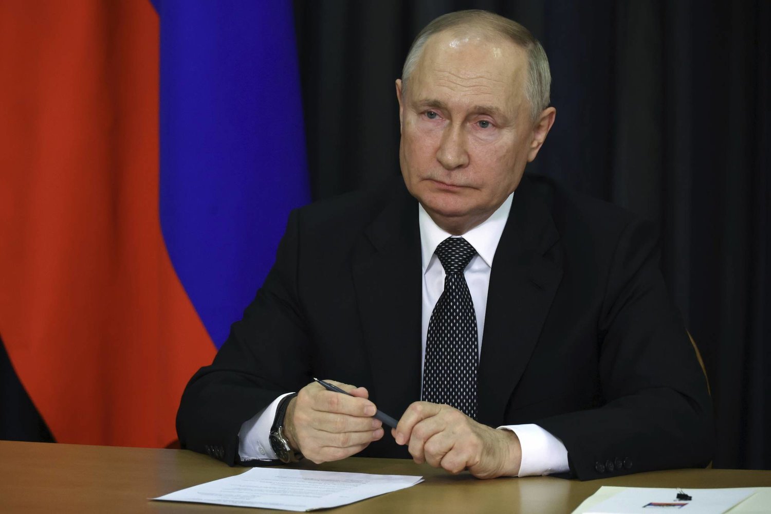 Rusya Devlet Başkanı Vladimir Putin, Rusya Uluslararası Halk Meclisi'nin genel kurul toplantısına katıldı (Sputnik - AP)