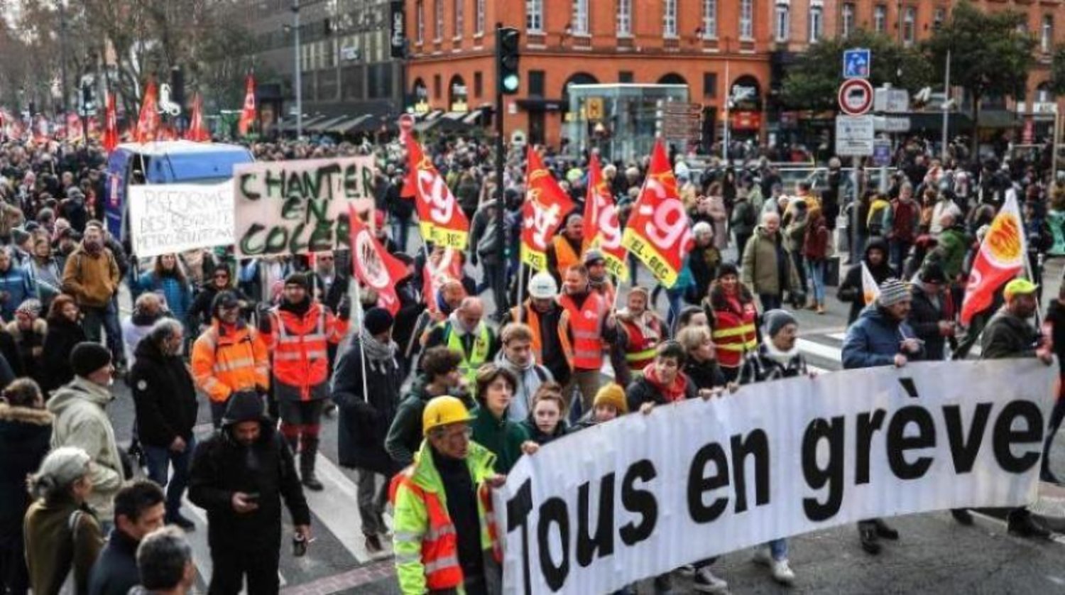 Geçen Ocak ayında Fransa'daki protestolardan bir kare (AFP)