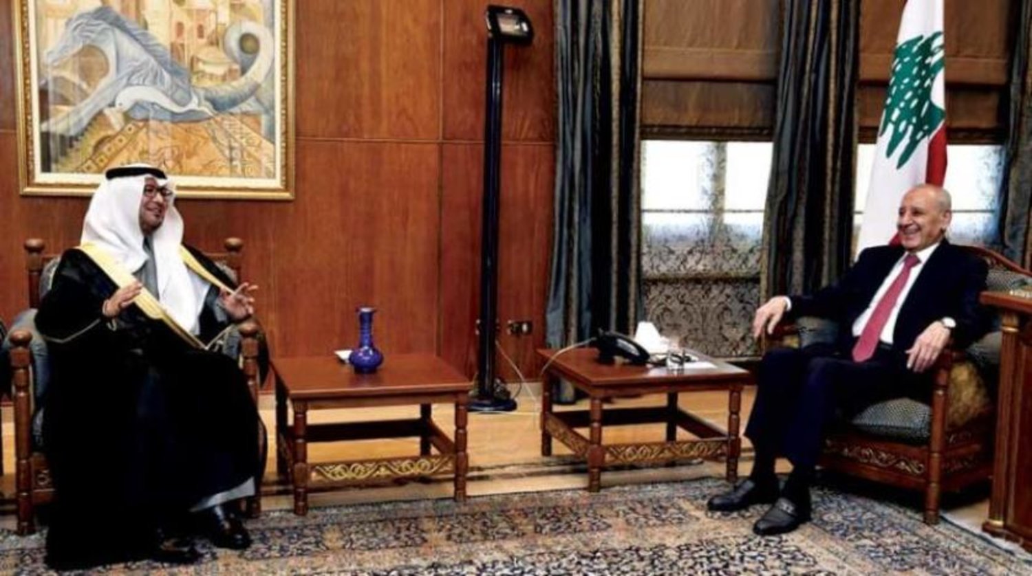 Lübnan Temsilciler Meclisi Başkanı Berri, Suudi Arabistan’ın Beyrut Büyükelçisi Buhari ile bir araya geldi. (Temsilciler Meclisi)

