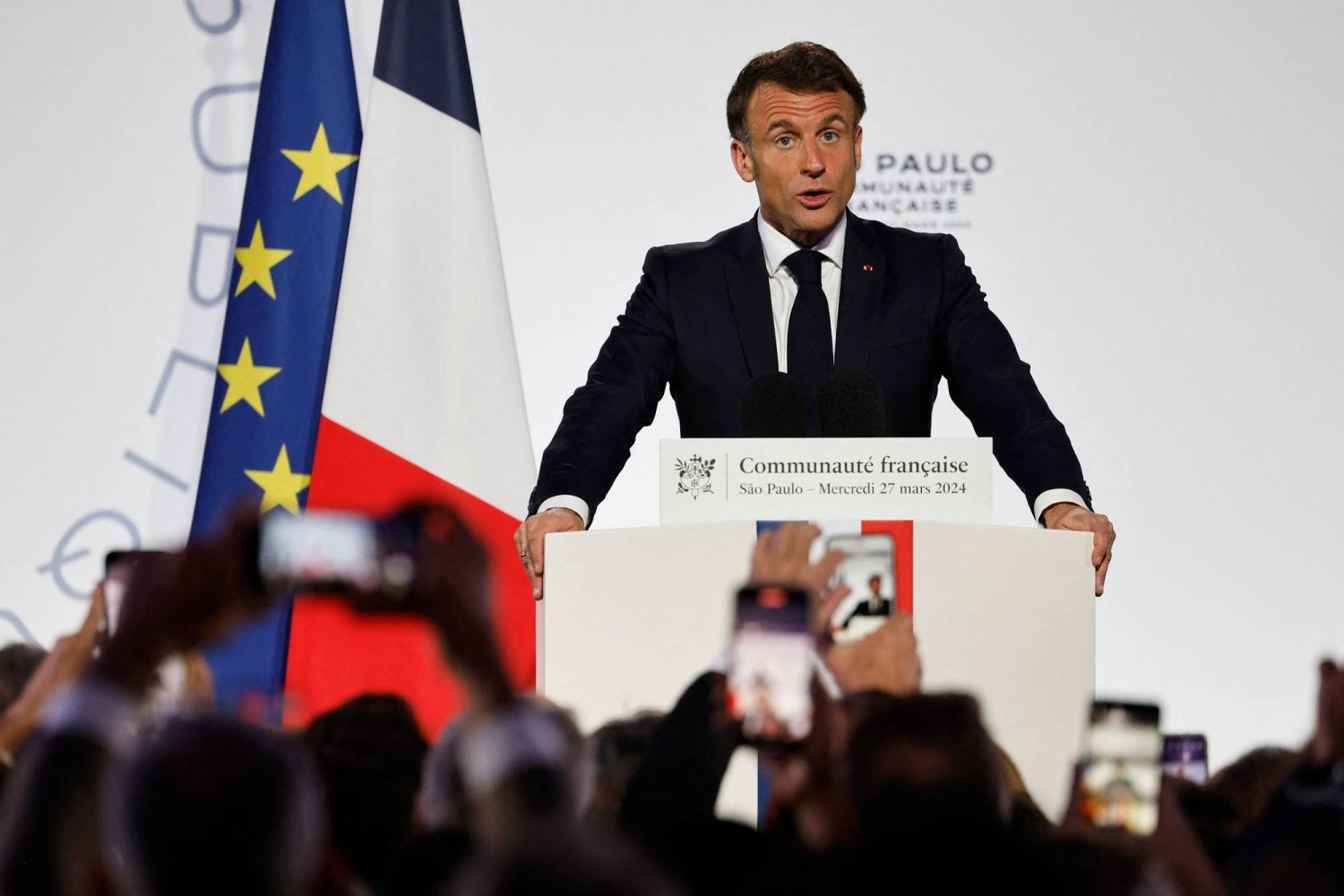 Fransa Cumhurbaşkanı Emmanuel Macron Sao Paulo’da bir konuşma yapıyor (AFP)